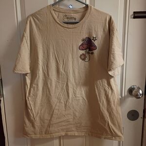 2/$10 Trippy Beige Graphic T-Shirt with Mushroom Design XL